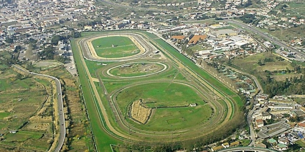 Napoli: Domenica il Gran Premio Lotteria di Agnano