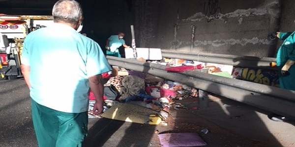 Napoli: rampa tangenziale Cardarelli, intervento della Municipale.