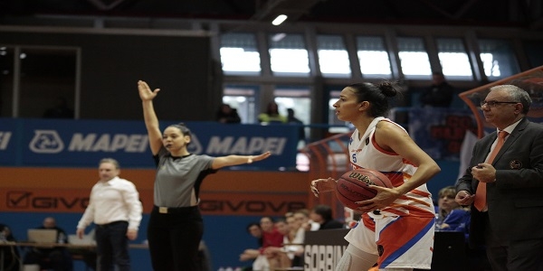 Basket femminile: play off scudetto, domani gara 1 tra Dike Napoli e Gesam Lucca