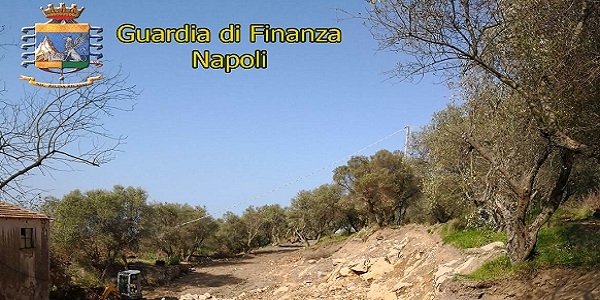 Massa Lubrense: la GDF sequestra un'area soggetta a vincoli paesaggistici