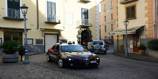 Penisola Sorrentina: servizi antidroga e controlli stradali dei Carabinieri. Arrestato un uomo