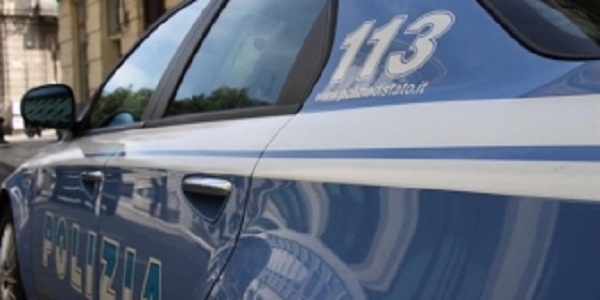 Napoli: I poliziotti salvano ciclista 80enne sull’autostrada A/3