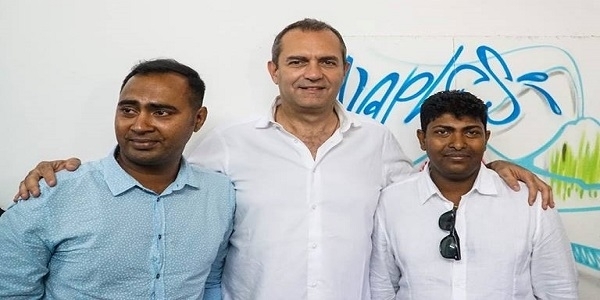 Napoli: gli auguri dell'Ass. Sardu all'extracomunitario vincitore delle elezioni
