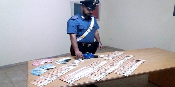 Sant’Antimo: hashish nel pensile e cocaina nel salvadanaio, 27enne arrestato dai carabinieri