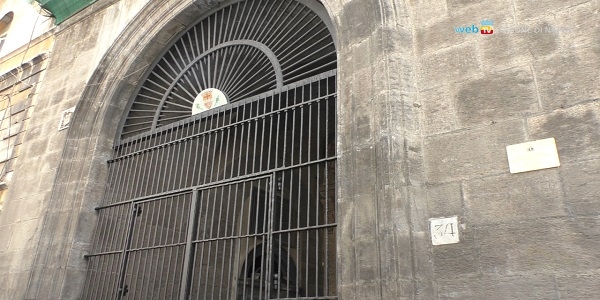 Napoli: restaurato il cancello cinquecentesco dell'Annunziata