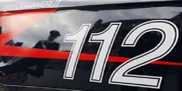 Pozzuoli: fuochi d’artificio incendiano un intero costone. 48enne denunciata dai carabinieri