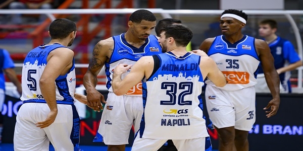 Basket: la GeviNapoli domani a Rieti per il recupero della prima giornata