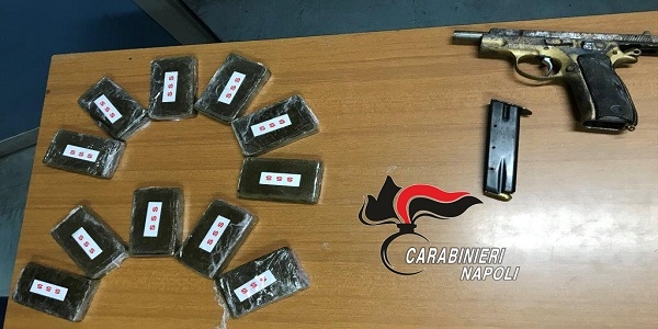 Monteruscello: in casa nascondevano hashish e una pistola, arrestati dai carabinieri