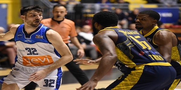 Basket: Gevi Napoli ko a Torino, la Reale Mutua si impone 77-59