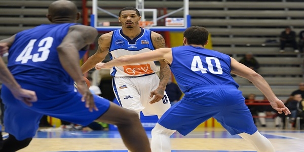 Basket: La Gevi Napoli scivola al PalaBarbuto: Agrigento si impone 64-74