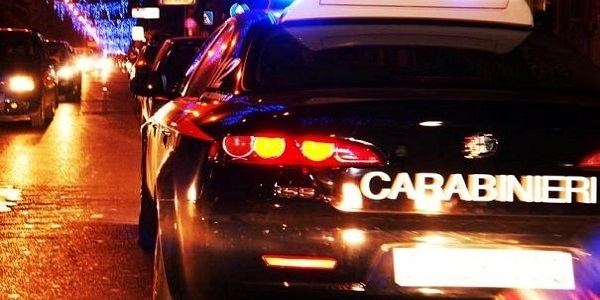 Caivano: controlli dei carabinieri. Arrestato un uomo, sequestrati contanti e droga