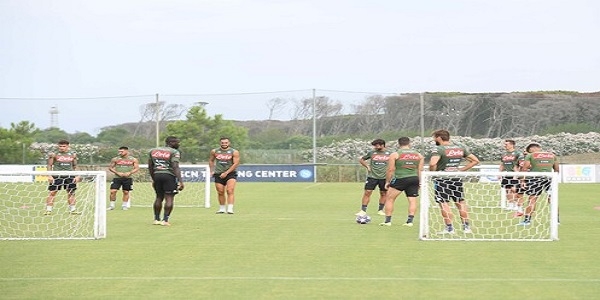 Castelvolturno: gli azzurri preparano il match con il Barcellona