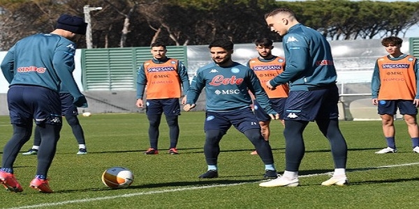 Castelvolturno: azzurri al lavoro, il report dell'allenamento. Infortunio per Petagna