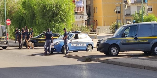 Torre A.: operazione congiunta ad alto impatto Polizia - GdF