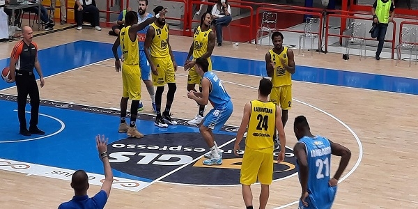 Allianz Pallacanestro Trieste-Gevi Napoli Basket 77-75. Sacripanti: meritavamo la vittoria