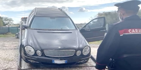 Qualiano: perquisizioni dei CC nel campo Rom, denunciate due persone.