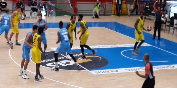 Happy Casa Brindisi-Gevi Napoli Basket: si chiude il girone d'andata. Zerini torna disponibile