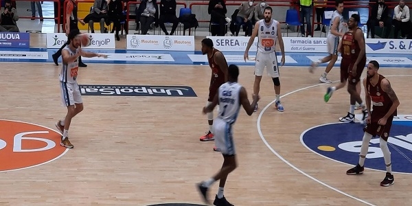 Gevi Napoli Basket-Banco di Sardegna Sassari, Buscaglia: conta solo la vittoria