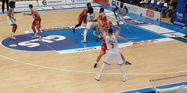 Gevi Napoli Basket-Nutribullett Treviso, Buscaglia: metteremo in campo cuore, tecnica e resistenza