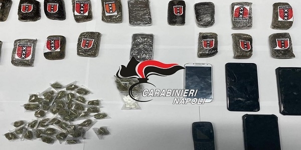 Casavatore: spaccio di droga, i CC arrestano due persone