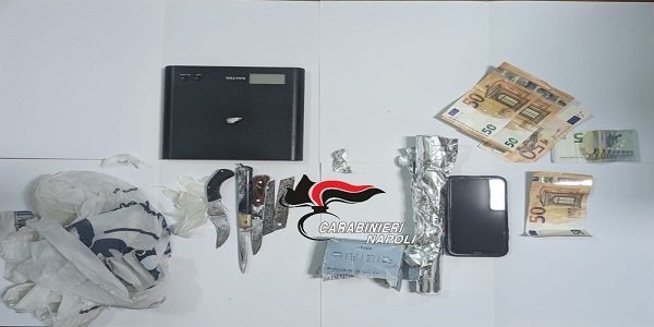 Ischia: scambio droga - soldi, i carabinieri arrestano una spacciatrice
