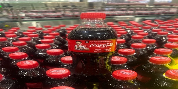 SSC Napoli: accordo con Coca - Cola per bottiglie con immagine di Kvara