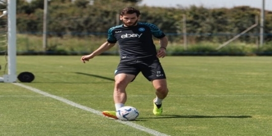 SSC Napoli: Kvara vince l\'MVP di maggio powered by MSC