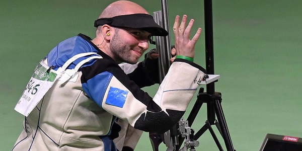 Olimpiadi: Campriani, impresa straordinaria. L'azzurro vince l'oro anche nella carabina 3p