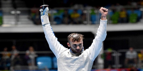 Olimpiadi, Scherma: Daniele Garozzo vince la medaglia d'oro nel fioretto