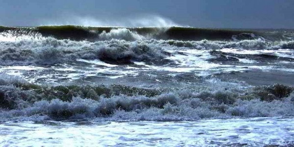 Capri - Napoli: a causa del mare mosso spostata la partenza