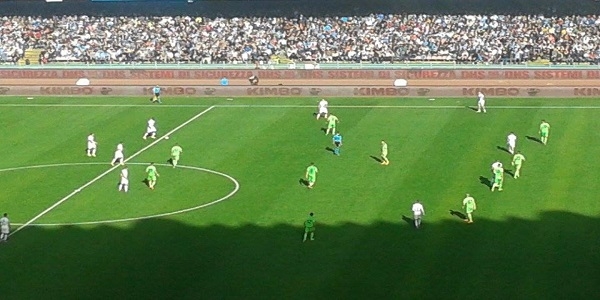 Liverpool - Napoli 1 - 1. Ottimo pari per gli azzurri, qualificazione vicinissima
