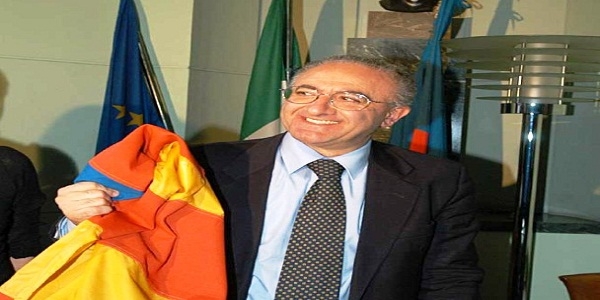 Salerno: Il Sindaco De Luca alla premiazione dei campionati mondiali di pattinaggio