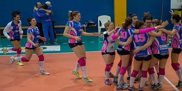 Impresa Napoli Volley, battuta Terracina al tie break. Due punti d'oro per le napoletane.