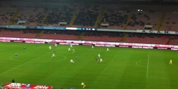 Napoli  Udinese 2 - 2 (7 - 6 d.c.r.): gli azzurri volano ai quarti. Le pagelle.