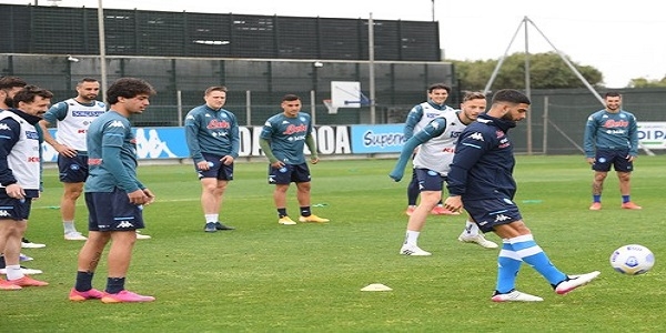 Castel Volturno: seduta mattutina per gli azzurri. Palestra per Ospina e Lobotka