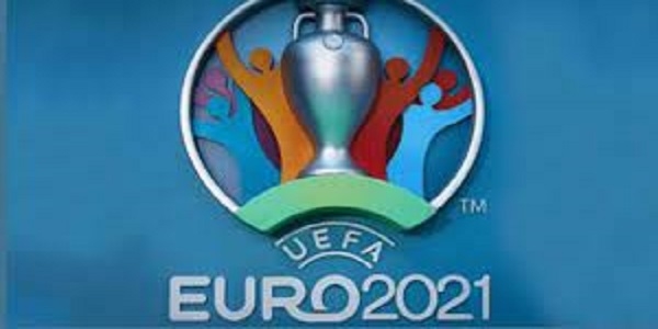 Calcio: otto calciatori del Napoli impegnati nel campionato Europeo