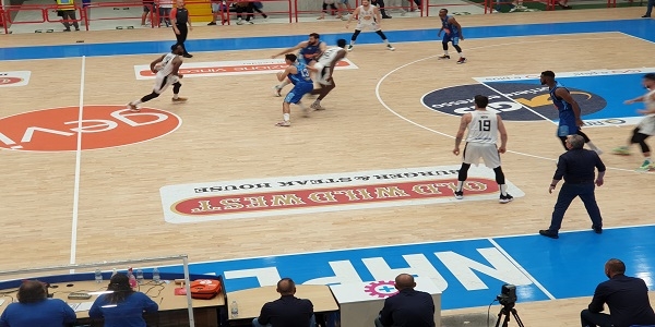 Gevi Napoli Basket- Apu Old Wild West 57-53, la finale è sul 2-0 per gli azzurri.