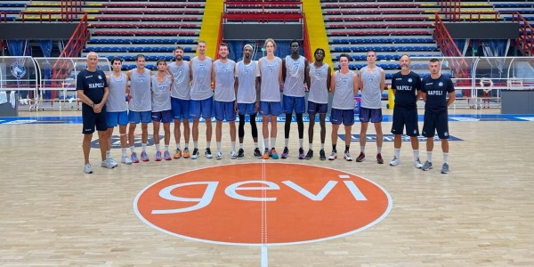 Gevi Napoli Basket, primo allenamento al PalaBarbuto