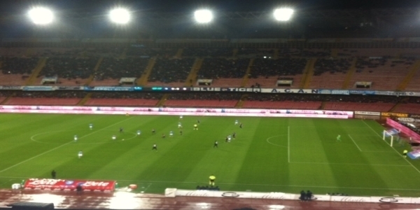 Parma - Napoli 0-0. La Lazio ferma l\'Inter sul 2-2, azzurri ancora sul +1