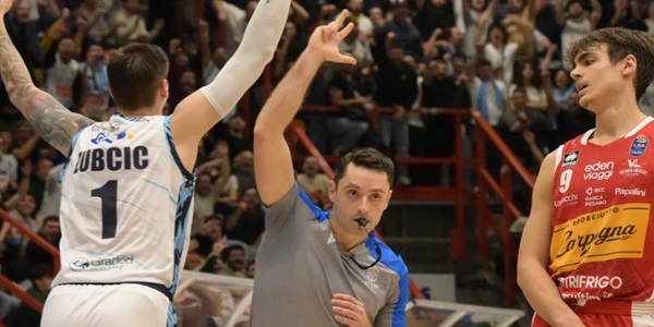 GeviNapoli Basket - V. L. Pesaro 93-75, MIlicic: soddisfatto dell\'energia difensiva
