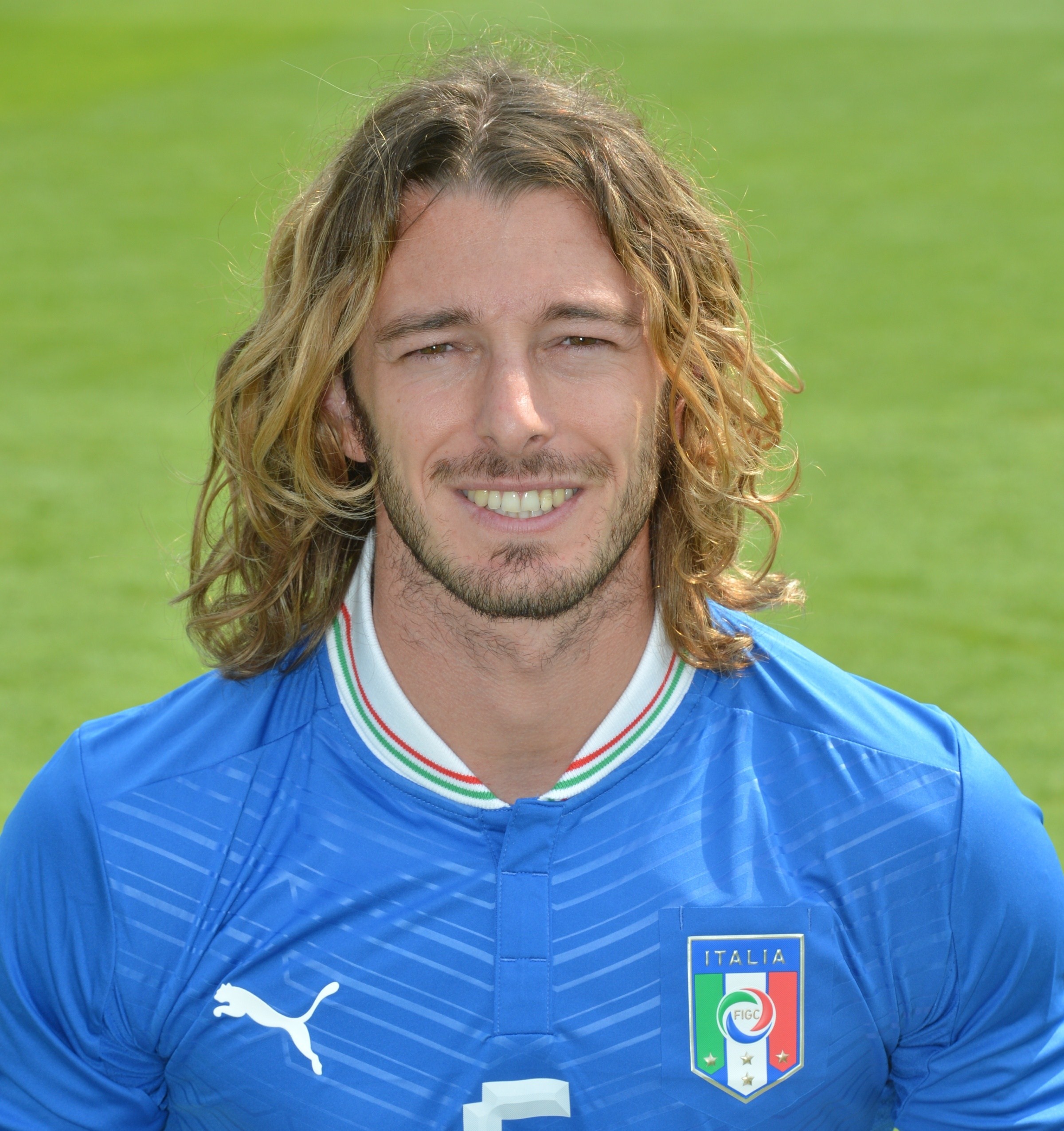 Napoli, mercato a fari spenti..