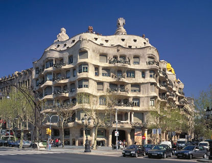 Barcellona: la città dai mille colori