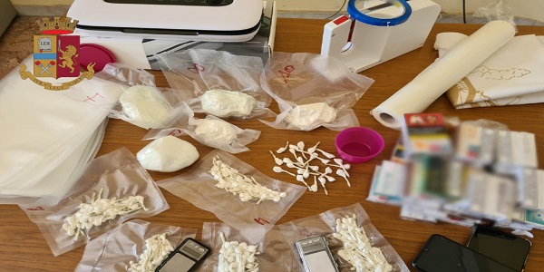 Casalnuovo: perquisizione domiciliare, 32enne trovato in possesso di droga e arrestato