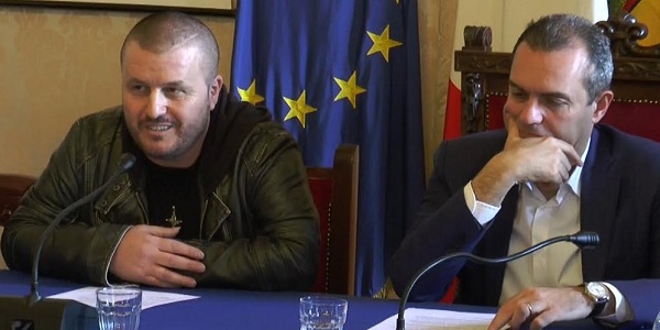 Napoli: presentato stamattina 'Je sto vicino a te' concerto per Pino Daniele.