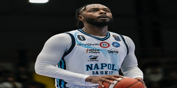 Impresa Napoli. Gli azzurri battono Bologna e si rilanciano per la salvezza