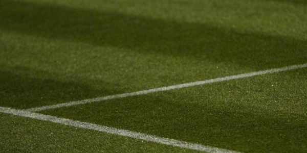 Tennis, Wimbledon: spettacolo Sinner batte Alcaraz e vola ai quarti