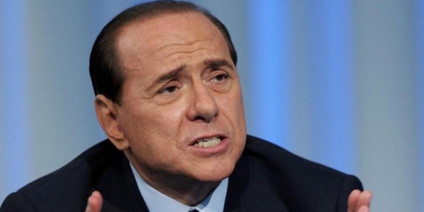 Berluconi decaduto, è fuori dal Parlamento