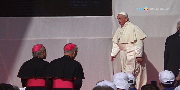 Papa Francesco: Napoli è laboratorio di accoglienza! (video)