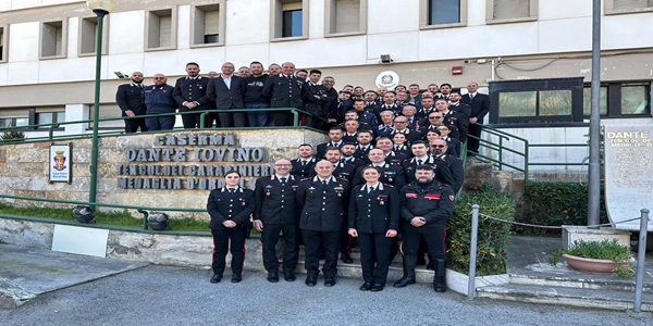 Il Generale La Gala in visita alla Compagnia di Torre del Greco