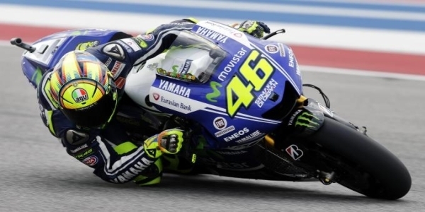 Prove GP Giappone: Rossi torna in pole e sfida Marquez per il mondiale